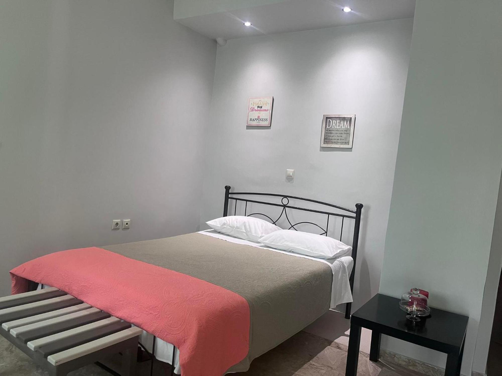 Studios Μιχαλαρεα Kyparissia Zewnętrze zdjęcie